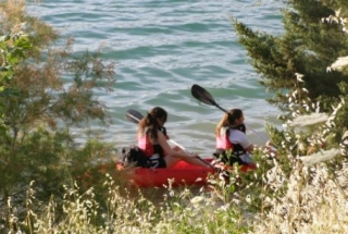remando en kayak